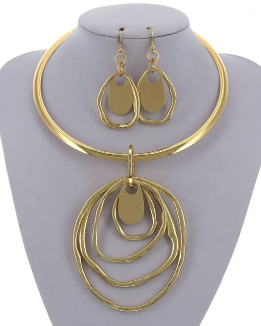 Gold Statement Pendant Necklace & Earrings Set